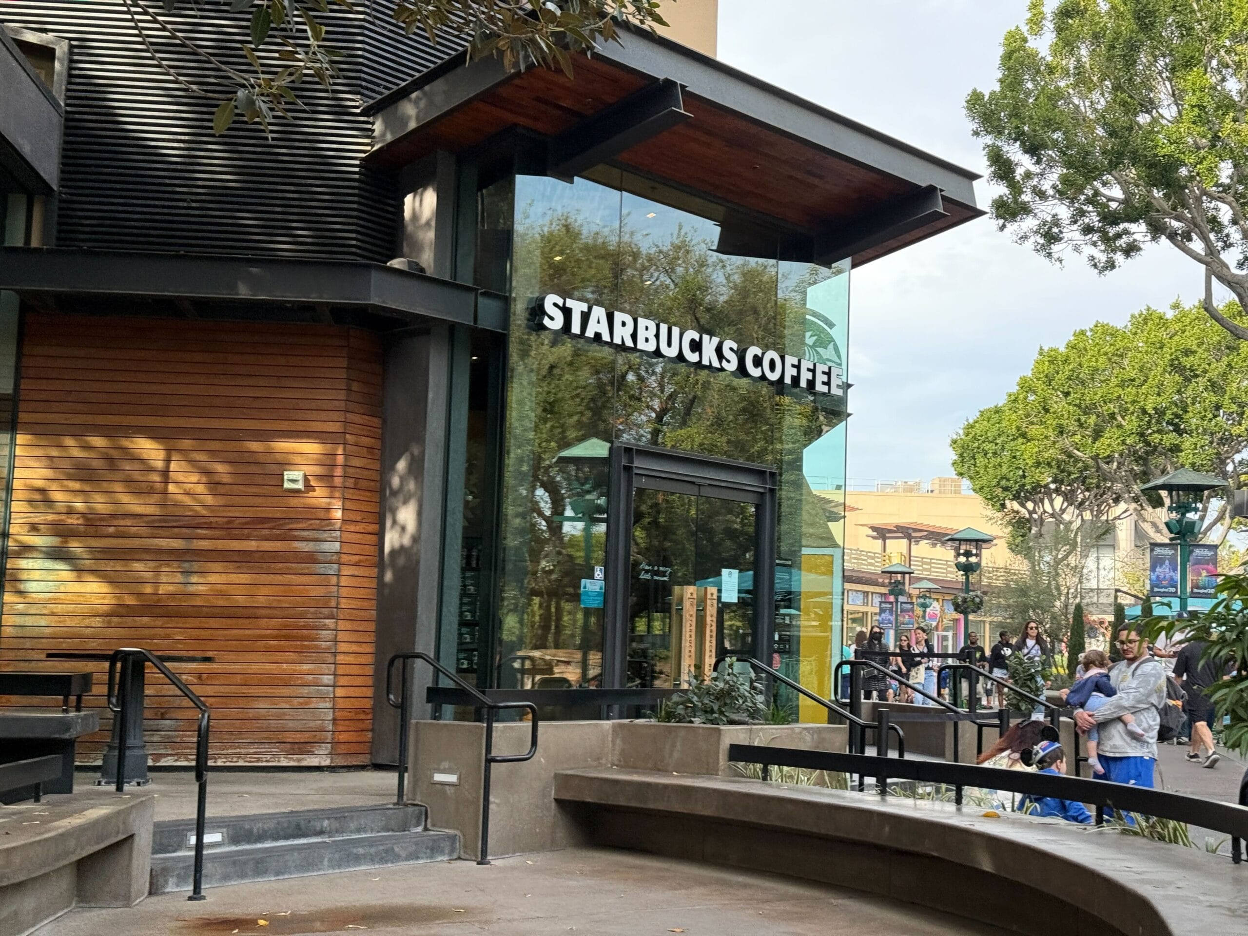 Downtown Disney District Starbucks closed