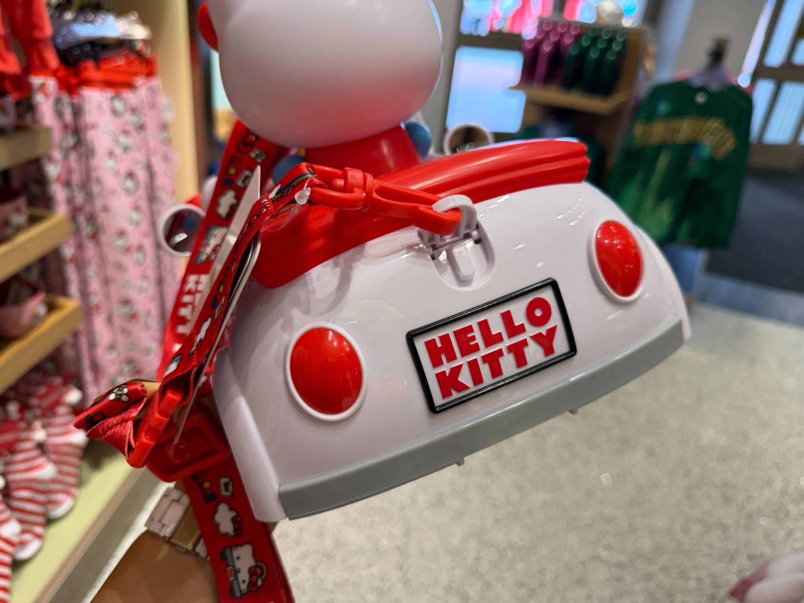 Hello Kitty car popcorn bucket