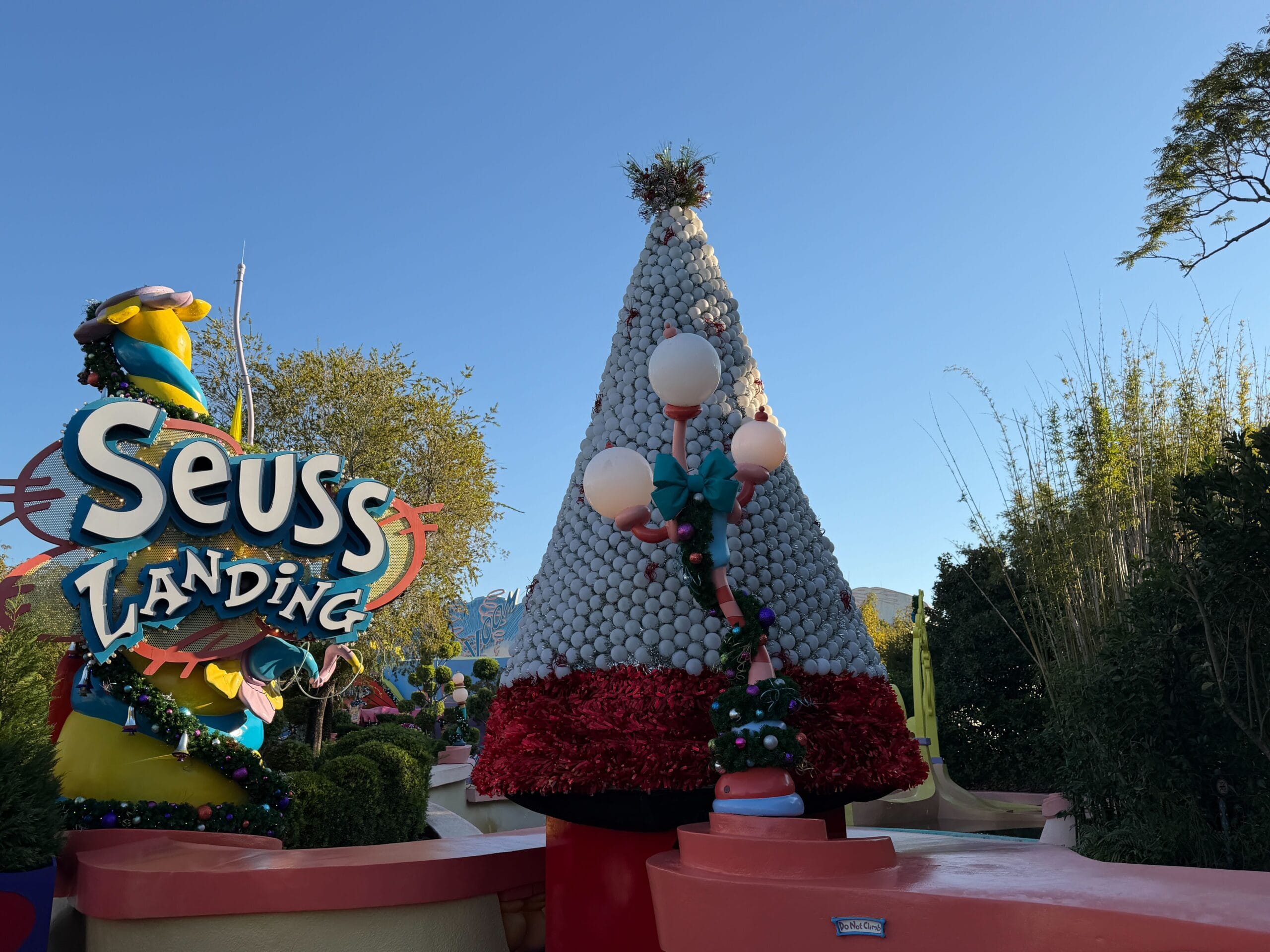 Port of Entry, Seuss Landing, and Hogsmeade at Universal Islands