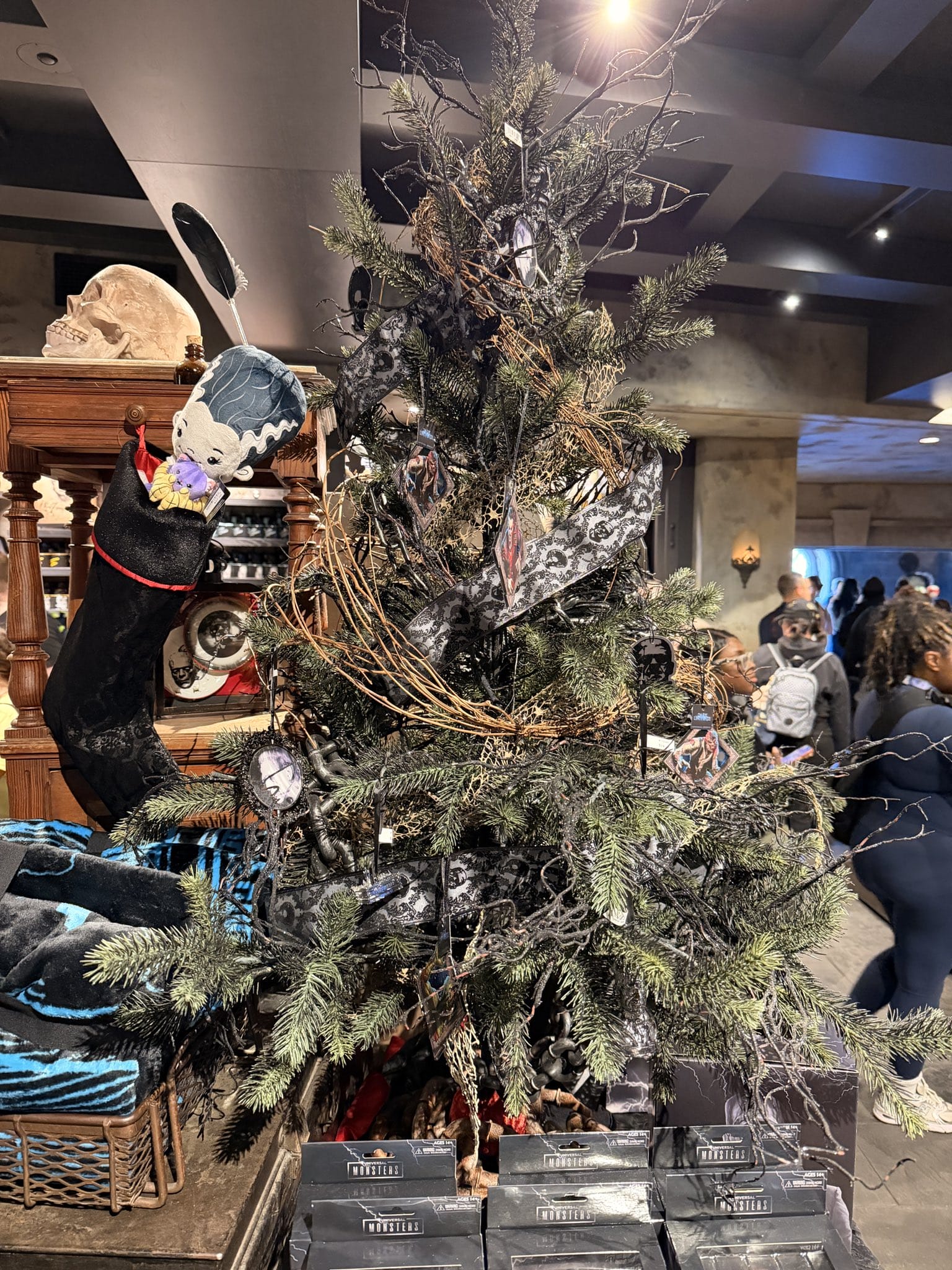 Dark Universe Christmas Tree Arrives at Epic Universe