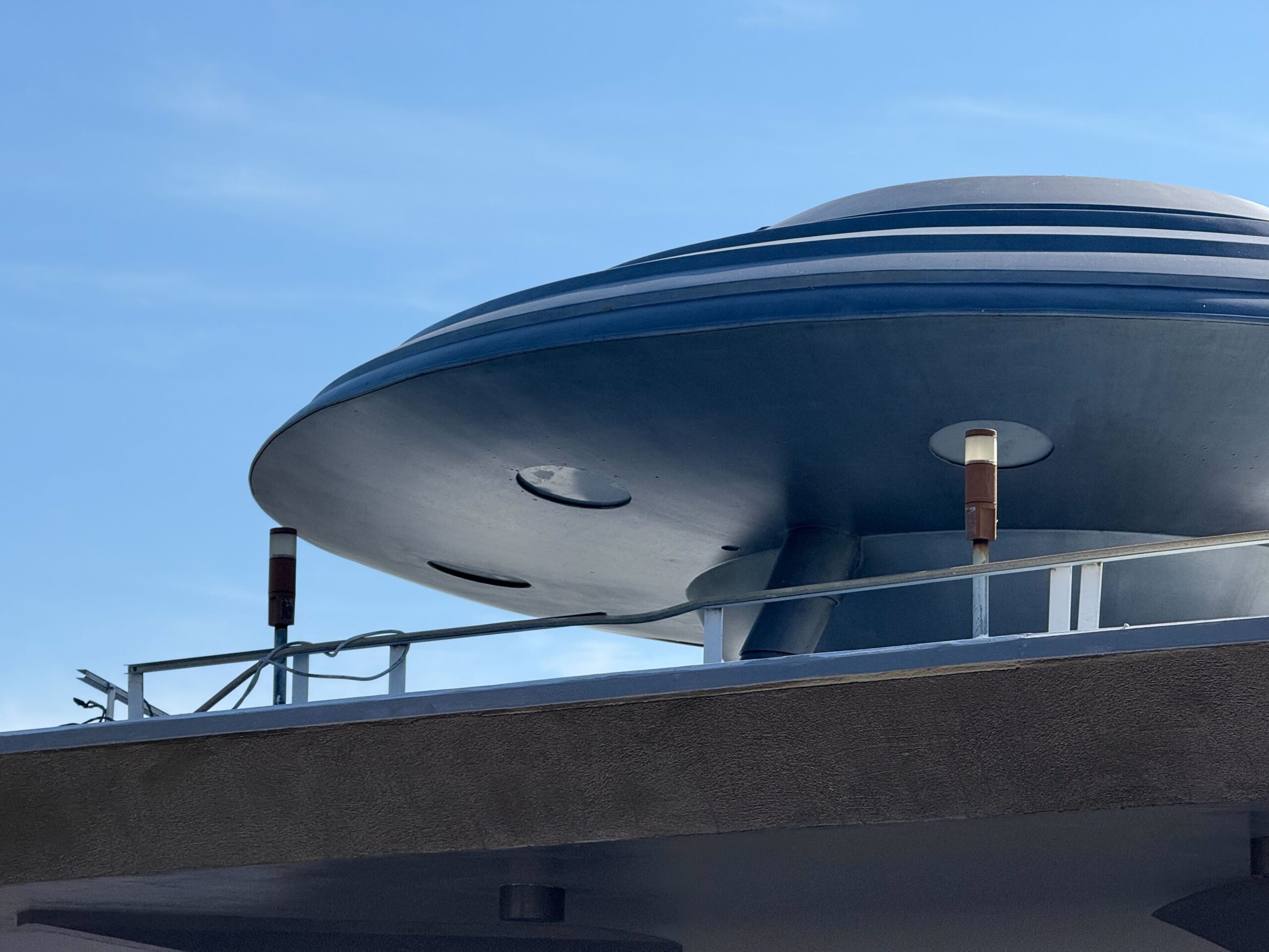 The Disney Vacation Club Kiosk in Tomorrowland at Magic Kingdom has a new look.