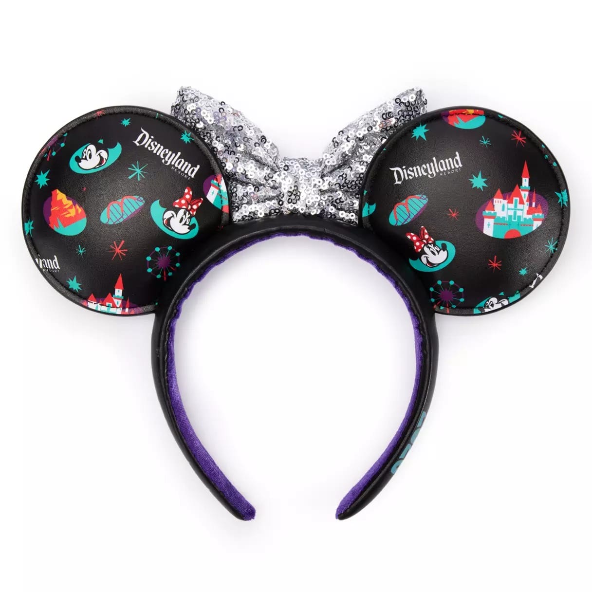 This image has an empty alt attribute; its file name is disney-store-dl-2026-ears-4.jpg