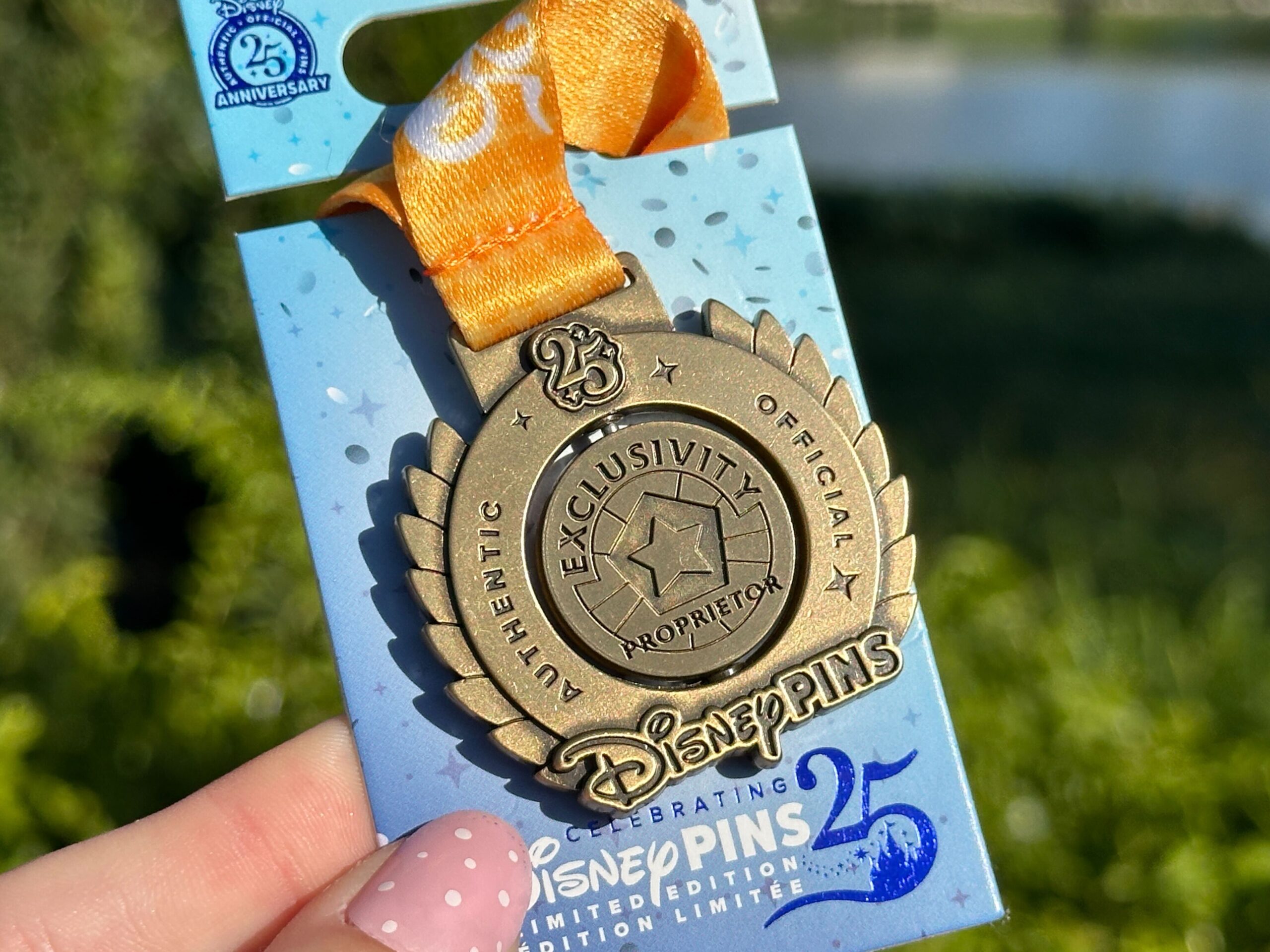 Walt Disney World Resort Pin Tuesday: Aristocats, Scrooge McDuck, Stitch, and More