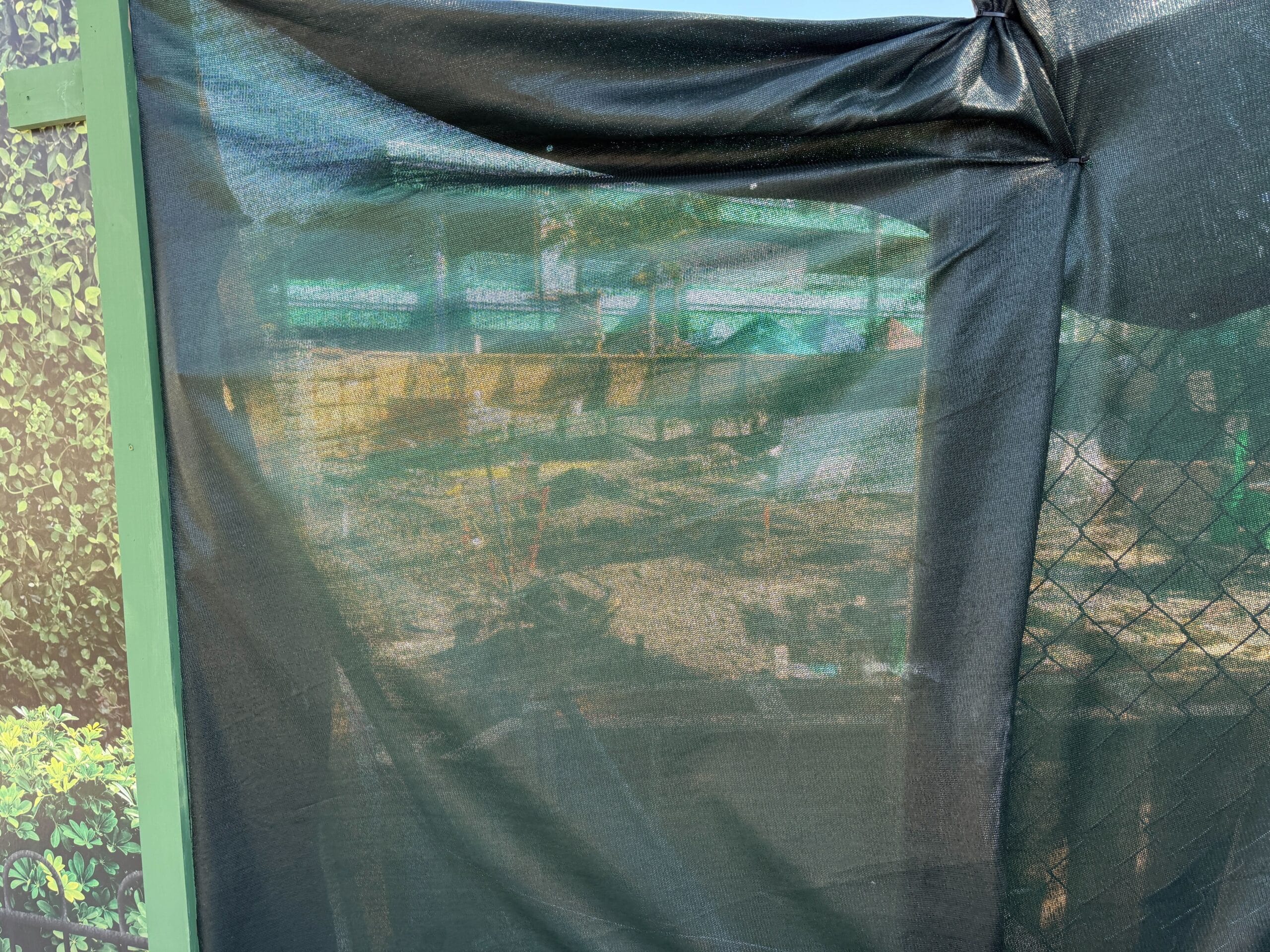 Construction walls surround snack kiosk at Universal Studios Florida